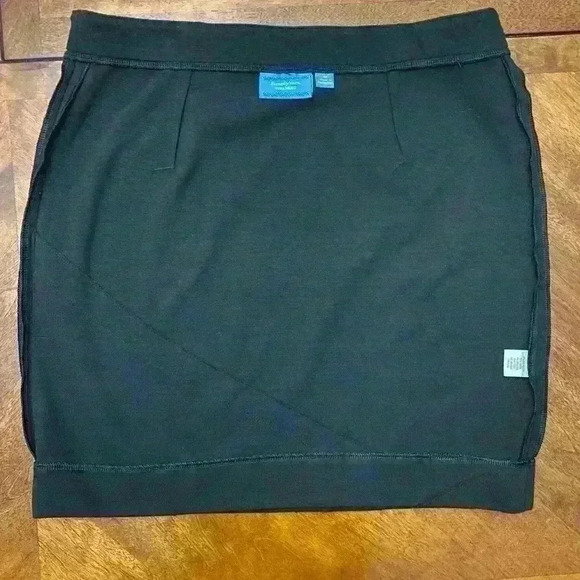 Black Mini Skirt by Simply Vera Vera Wang Size M Like New condition - Picture 4 of 7